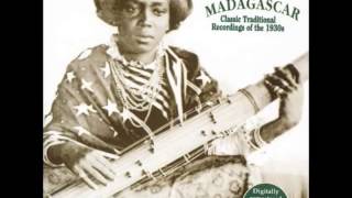 Hira Malaza Taloha  Eny rodorodoy ny famindra Music of Madagascar Yazoo Rec [upl. by Esenahs556]