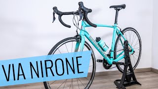 Das BIANCHI EINSTEIGER RENNRAD  Via Nirone 7 2021 im Review  Fahrradorg [upl. by Bertolde]