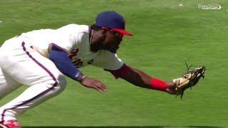 ATLPHI Herrera makes a diving grab to rob Freeman [upl. by Auqeenahs26]