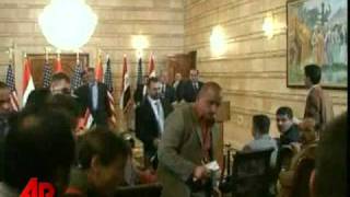 Raw Video Iraqi Journalist Throws Shoe at Bush [upl. by Essilem215]