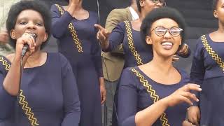 Tambira JEHOVAH Irereeee by Adonai Choir  baririmbiye muri BK Arena mu bukwe bwa mugenzi wa bo [upl. by Hagile]