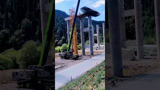 Lifting process of bridge towing pier Good tools and machinery make work easy [upl. by Aninaj]