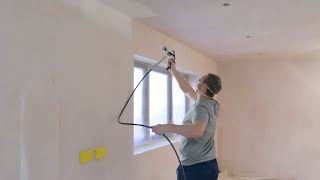 How to spray paint walls and ceilings different colours with an Airless paint sprayer  WAGNER [upl. by Roti656]