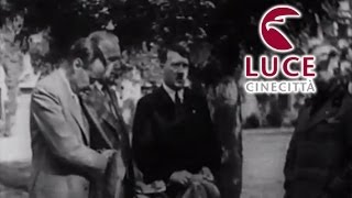 Lincontro Mussolini  Hitler a Venezia Alla villa Pisani a Stra La folla acclama i capi dei due [upl. by Ecnaled]