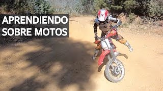 Cómo Conducir una Moto Enduro por Primera Vez La Valentina Arriba de una Motocicleta [upl. by Eeloj]