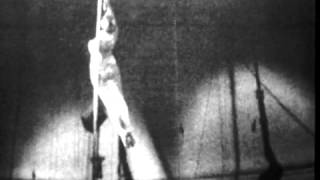 Valentina Surkova aerialist  Salamandra  Luftakrobatin  воздушная гимнастка 1962 [upl. by Kelwin385]