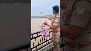 एक सकून बेजुबानो की आजादी का 🥰🌎 humanity birds motivation respect uppolice freedom viralvideo [upl. by Gustie266]