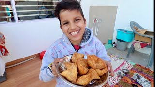 Aaj 10rs ke 3 Samose Khaye 😃 [upl. by Auqkinahs594]