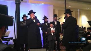 Chazzan Helfgott At RCCS Dinner In Monsey  Zohcreinu Lchaim [upl. by Enirehtacyram]