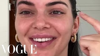 How Kendall Jenner Uses Gua Sha [upl. by Janeen384]