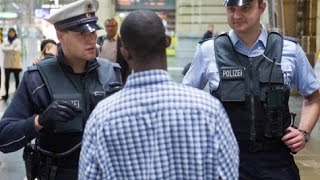 Einsatz für Bundespolizisten am Frankfurter Hauptbahnhof Doku Polizei 2015 [upl. by Loraine479]