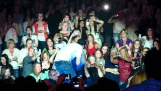 Enrique Iglesias HERO live  glasgow [upl. by Adal]