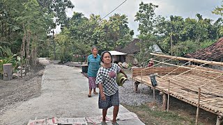 Perkampungan Di Tengah Hutan‼️Kehidupan SederhanaampApa Adanya Jauh Dari KeramaianTampak Damai Sekali [upl. by Isewk]