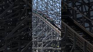 Viper  Six Flags Great America  Roller Coaster  Wooden Coaster [upl. by Vincents]