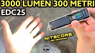 Illumina ovunque con la nuova torcia tattica da 3000 lumen molto luminosa e compatta Nitecore EDC25 [upl. by Silrac]