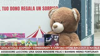 Giocattolo sospeso consegnati a Caritas i doni raccolti a natale [upl. by Sufur]