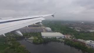 Alitalia A321 bad weather landing at London Heathrow [upl. by Norga]