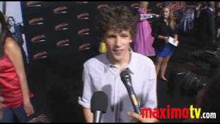 Jesse Eisenberg  Interview at ZOMBIELAND Premiere [upl. by Hagi395]