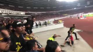 rusuh suporter indonesia vs malaysia di sektor ultras malaya [upl. by Eelytsirk]