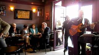 Dan Ellery in Oostakker op 20110829wmv [upl. by Derzon]