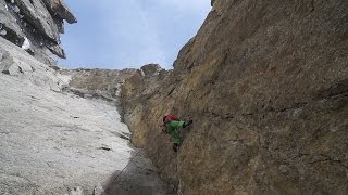 Aiguille du Fou Face Sud Voie Américaine Chamonix MontBlanc montagne alpinisme escalade [upl. by Nahguav]