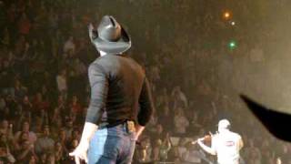 Tim McGraw  Where The Green Grass Grows  Roanoke [upl. by Eberhart49]