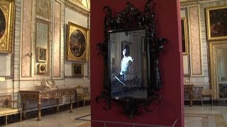 Mat Collishaw interpreta il barocco alla Galleria Borghese a Roma [upl. by Crissie]