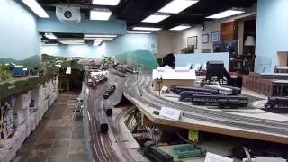 Cumberland West  January 2011 Layout walkaround  BampO and WM Railroad  DCC HO large layout tour [upl. by Alaunnoif]