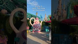 Disneyland Paris Alice In Wonderland  Alices Curious Labyrinth  Merry Unbirthday [upl. by Christianson]