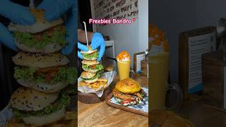 Frisbees Bandra bandra burger cheese shorts youtube youtubeshort foodblogger [upl. by Sheilah]