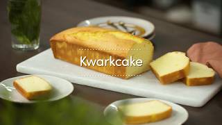 Koopmans Kwarkcake bakken [upl. by Leahcimnoj664]