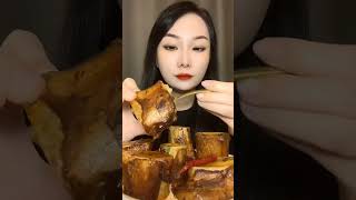 Delicious braised bone marrow tasting show 맛있는 골수 조림 시식 쇼  LIN VLOG먹방 1647 [upl. by Haropizt]