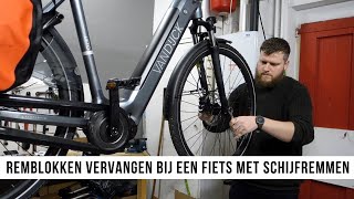 Remblokken vervangen bij een fiets met schijfremmen [upl. by Josler]