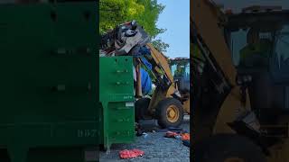 Paris vertreibt Obdachlose mit Baumaschinen  shorts [upl. by Onstad]