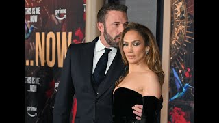 Jennifer Lopez opublikowała zdjęcie na którym nosi naszyjnik z imieniem Bena Afflecka Co dalej z r [upl. by Ailimac721]