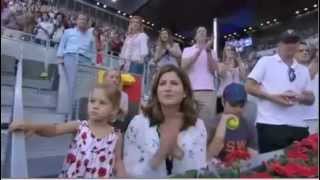 Roger Federers Twin Babies Charlene Riva and Myla Rose at Madrid 2012 Final [upl. by Nealon166]