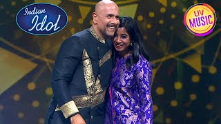 Indian Idol S14  Besharam Rang पर Shilpa ने दिया Bombastic Performance  Vishal Dadlani Moments [upl. by Heyes679]