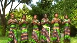 Lutanda Singers Nshakalabe Official Video [upl. by Royden246]