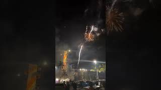 Explosions of fireworks on Waikiki Friday night Honolulu [upl. by Maritsa328]