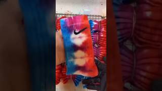 An easy way to make cute tie dye socks 👌 tiedyeartist tiedye tiedyefashion diyfashion diy [upl. by Raney]