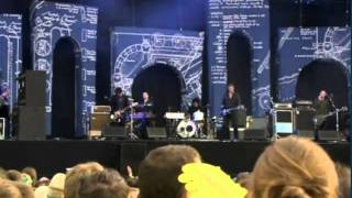 Queens of the Stone Age  Better Living Through Chemistry live Rock Werchter 2011 [upl. by Hsizan]