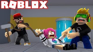 BEAST CAPTURED MY GIRLFRIEND I NEED TO HELP HER ROBLOX FLEE THE FACILITY  RUN HIDE ESCAPE [upl. by Wilterdink]