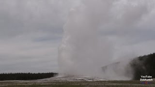 USA Old Faithful Geyser Yellowstone National Park der Ausbruch des Geysirs Gopro Hero [upl. by Filberto692]