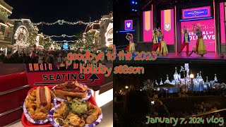 Last Disneyland visit of the 2023 holiday season Jan 7 vlog Award Wieners amp Blue13 Dance Co [upl. by Brezin]