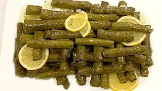 Gefüllte Weinblätter mit Reis Sarma Weinblätter türkische Art Gesunde Rezepte für Diät [upl. by Cymbre432]