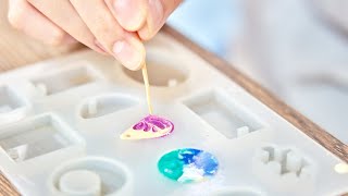 How to Making Resin keychain  Resin Craft  DIY Resin art Resin art [upl. by Aicissej]