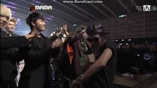 HD 121130 MAMA EXO reactions during GD win  thank you speech [upl. by Ehrsam]