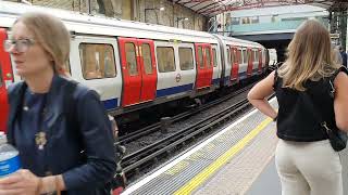 Farringdon Underground Station London UK 🇬🇧 [upl. by Merell]