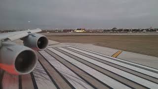 Lufthansa Boeing 7478 takeoff from Chicago OHare [upl. by Banquer]