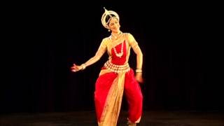 Danza Clásica de la India ODISSI Anandini Dasi Bharatya Vidya Bhavan Mylapore Chennai [upl. by Yruj]